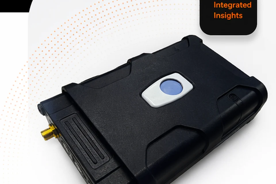 IT300 Elite 4G telematics device.